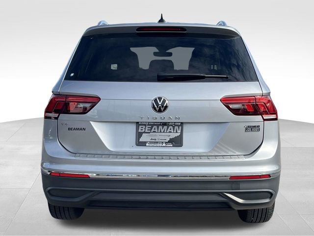 Used 2024 Volkswagen Tiguan SE image 6