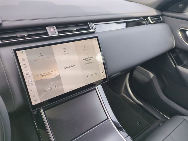 New 2026 Land Rover Range Rover Velar Dynamic SE AWD/4WD image 11