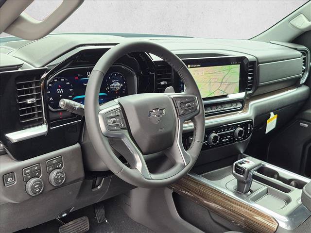 New 2026 Chevrolet Silverado 1500 RST w/ Dark Appearance Package AWD/4WD image 3