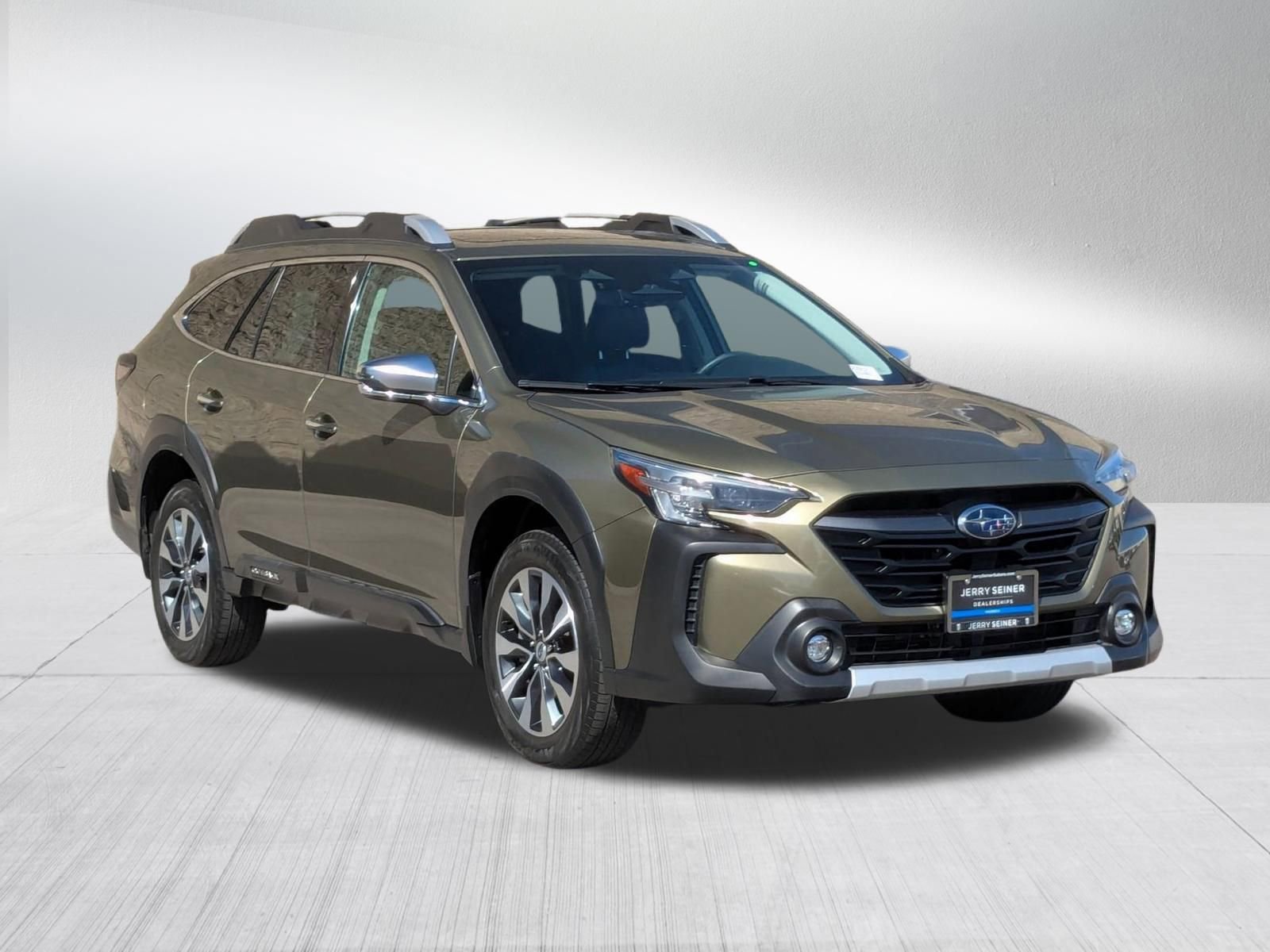 Used 2023 Subaru Outback Touring XT AWD/4WD image 7