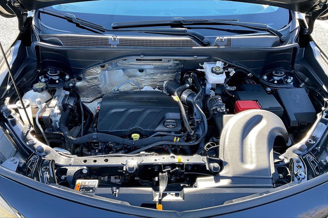 Used 2023 Buick Encore GX Select image 35