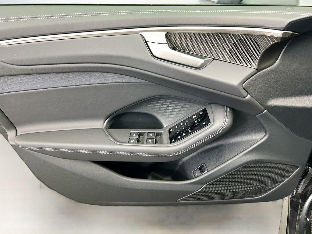 Used 2026 Audi A6 Premium Plus w/ Premium Plus Package AWD/4WD image 24