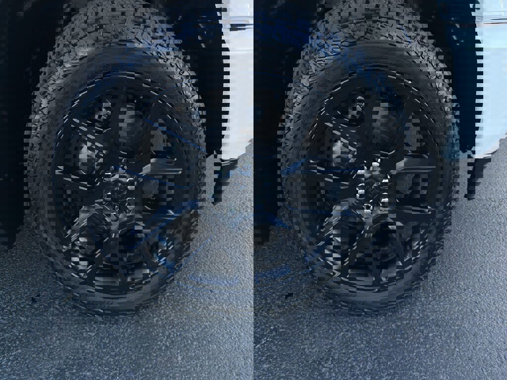 Used 2022 RAM 1500 Laramie image 9