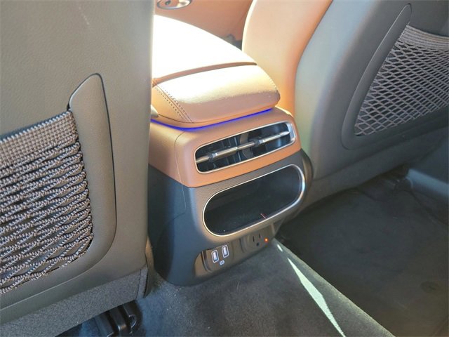 Used 2024 Genesis GV70 2.5T Advanced w/ Advanced Package image 12