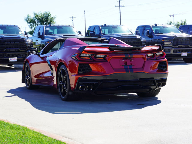 Used 2021 Chevrolet Corvette Stingray Premium Conv w/ Z51 Performance Package RWD image 3