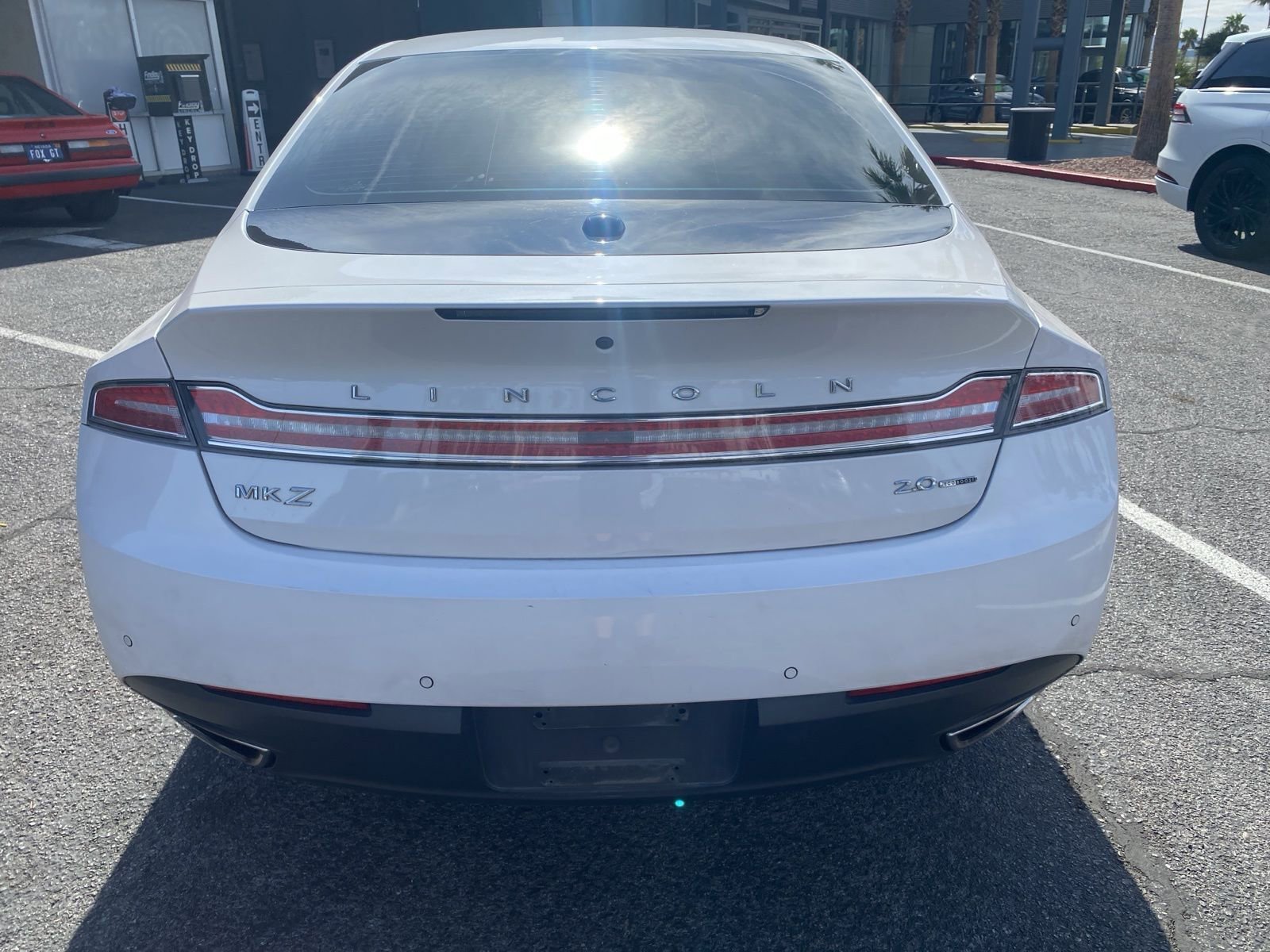 Used 2016 Lincoln MKZ FWD image 6