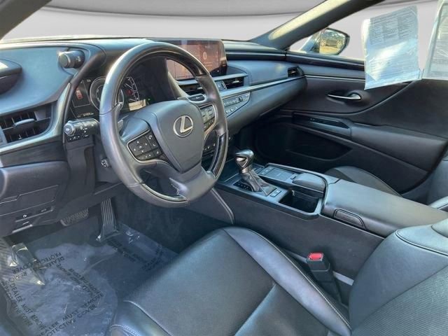 Used 2020 Lexus ES 300h w/ Premium Package image 12