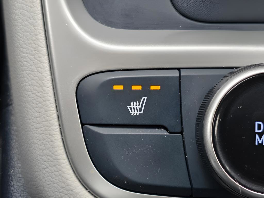 Certified 2024 Hyundai Venue Limited image 32