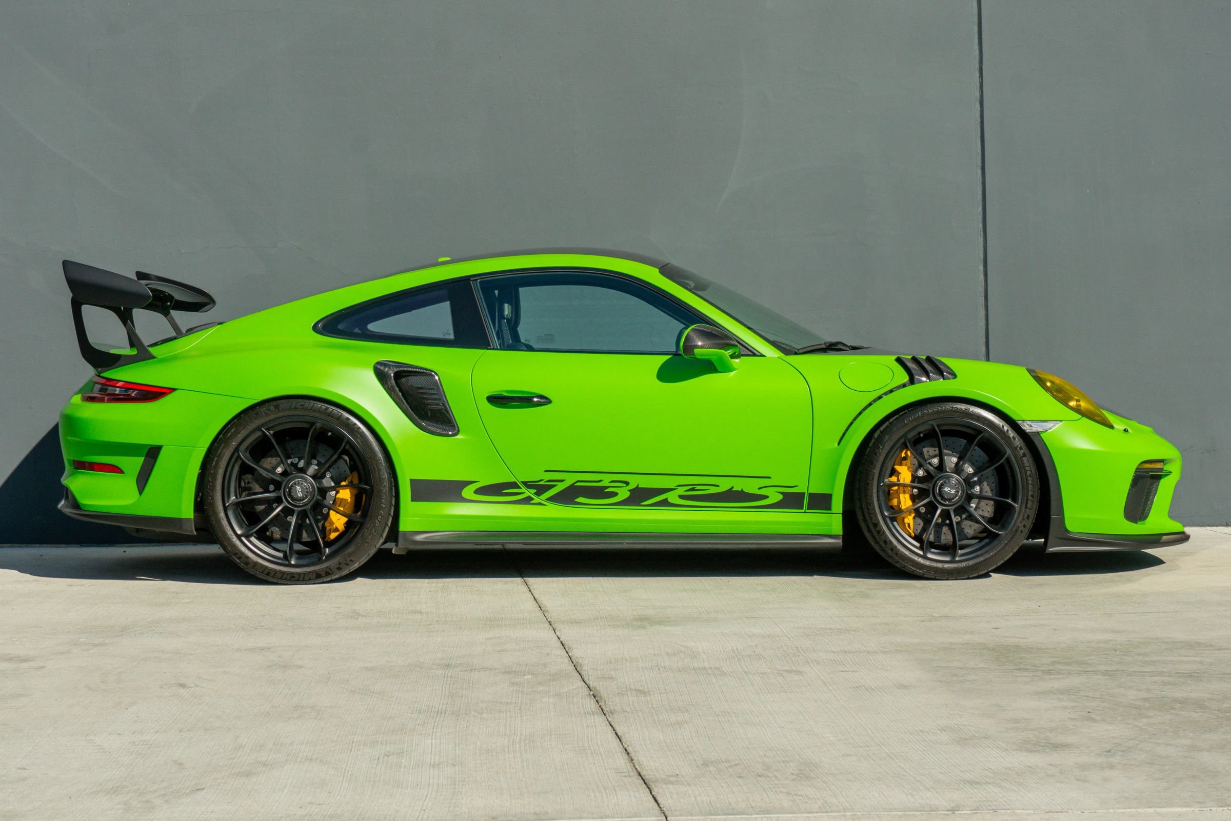 Used 2019 Porsche 911 GT3 RS image 6