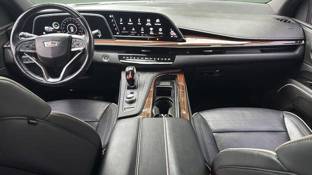 Used 2021 Cadillac Escalade ESV Premium Luxury AWD/4WD image 7