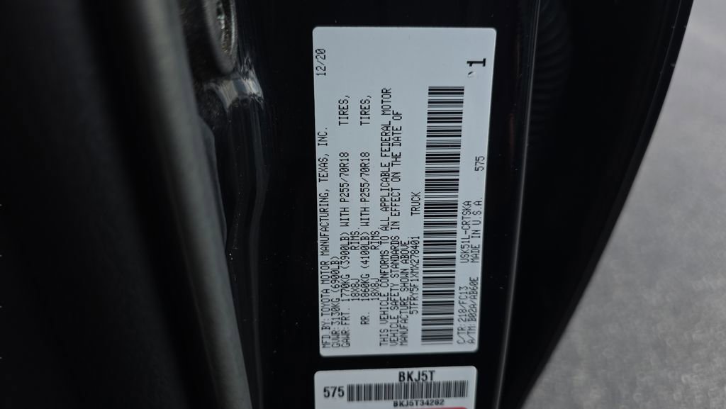 Used 2021 Toyota Tundra SR5 w/ SR5 Upgrade Package RWD image 25