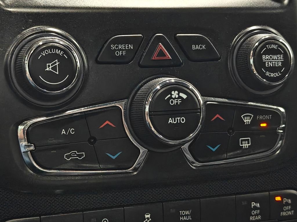 Used 2018 RAM 2500 Power Wagon w/ Leather & Luxury Group image 8