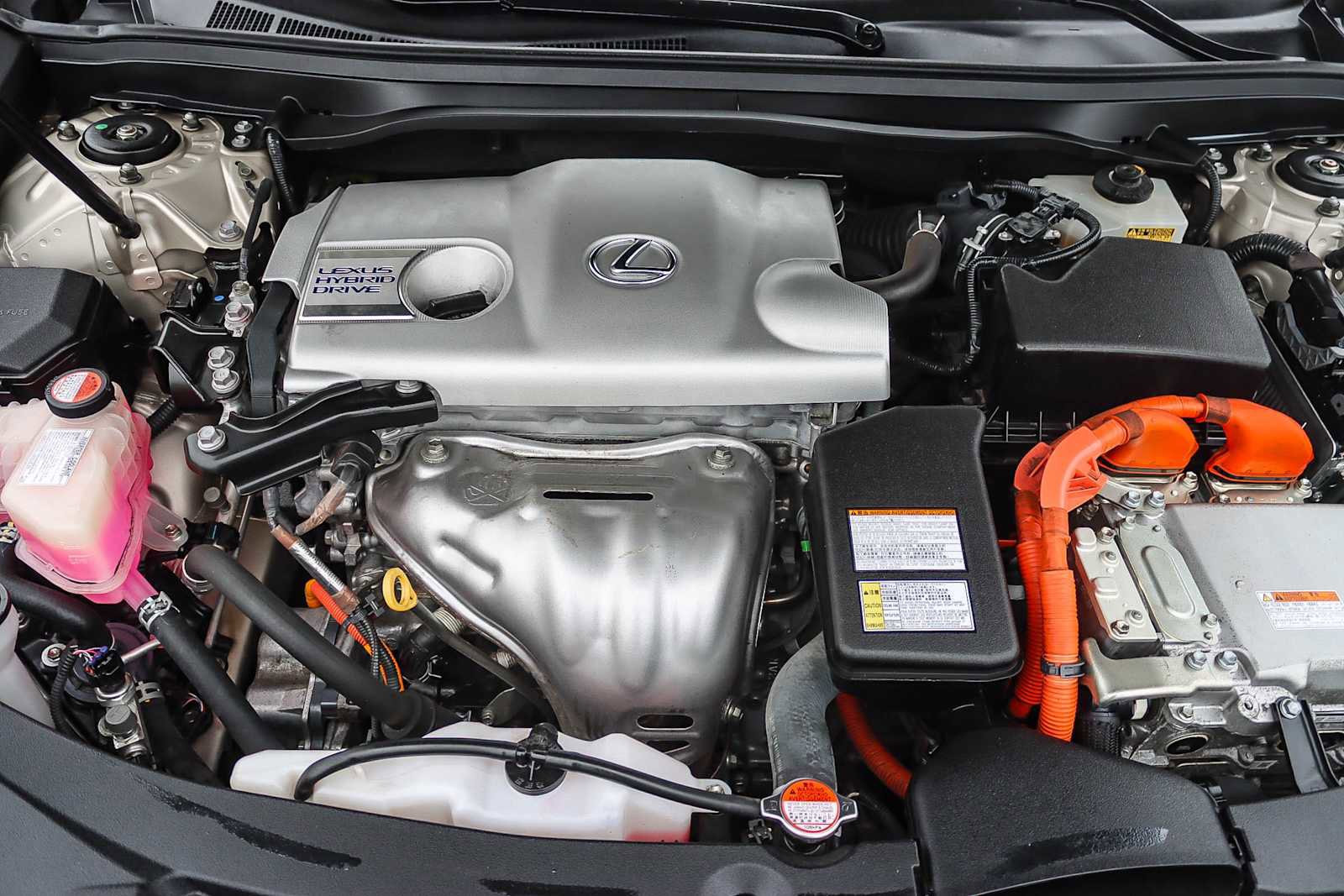 Used 2016 Lexus ES 300h image 27