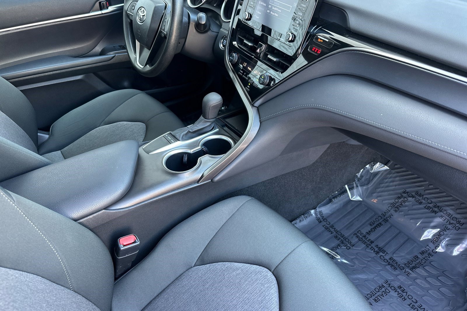 Used 2023 Toyota Camry LE w/ Convenience Package image 18