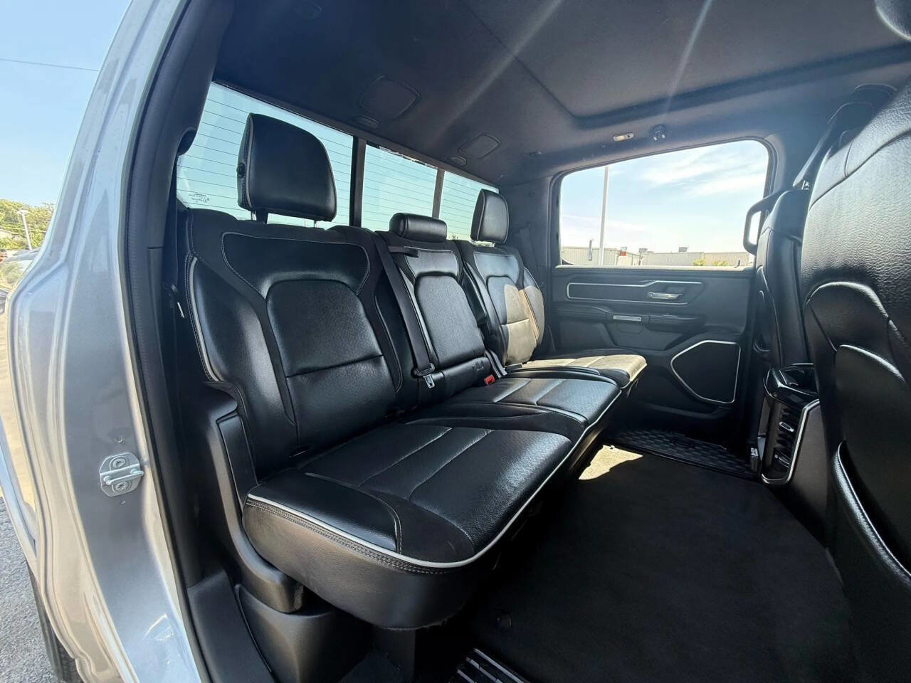 Used 2020 RAM 1500 Laramie image 18