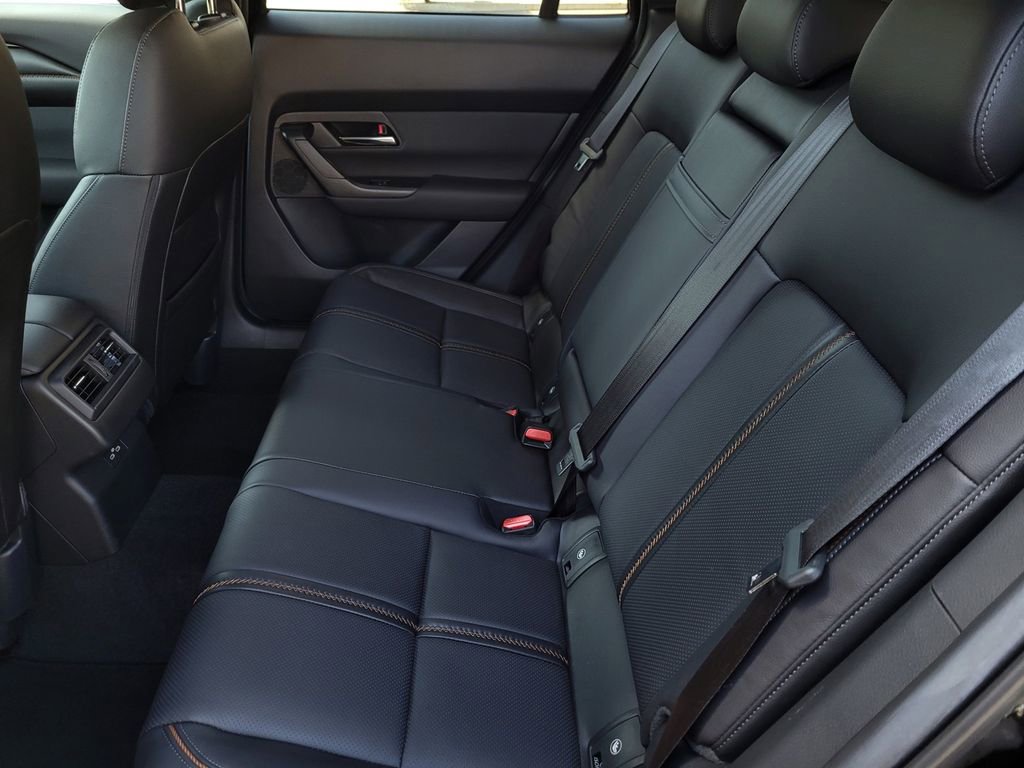 Certified 2025 MAZDA CX-50 AWD 2.5 S w/ Premium Plus Pkg image 13