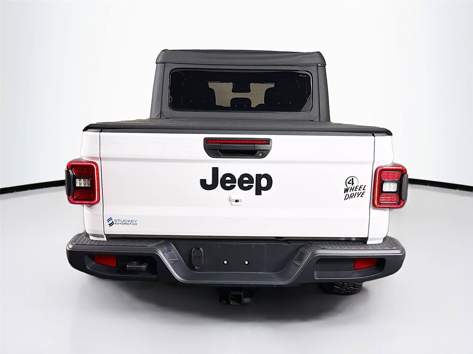 Used 2025 Jeep Gladiator Sport AWD/4WD image 10