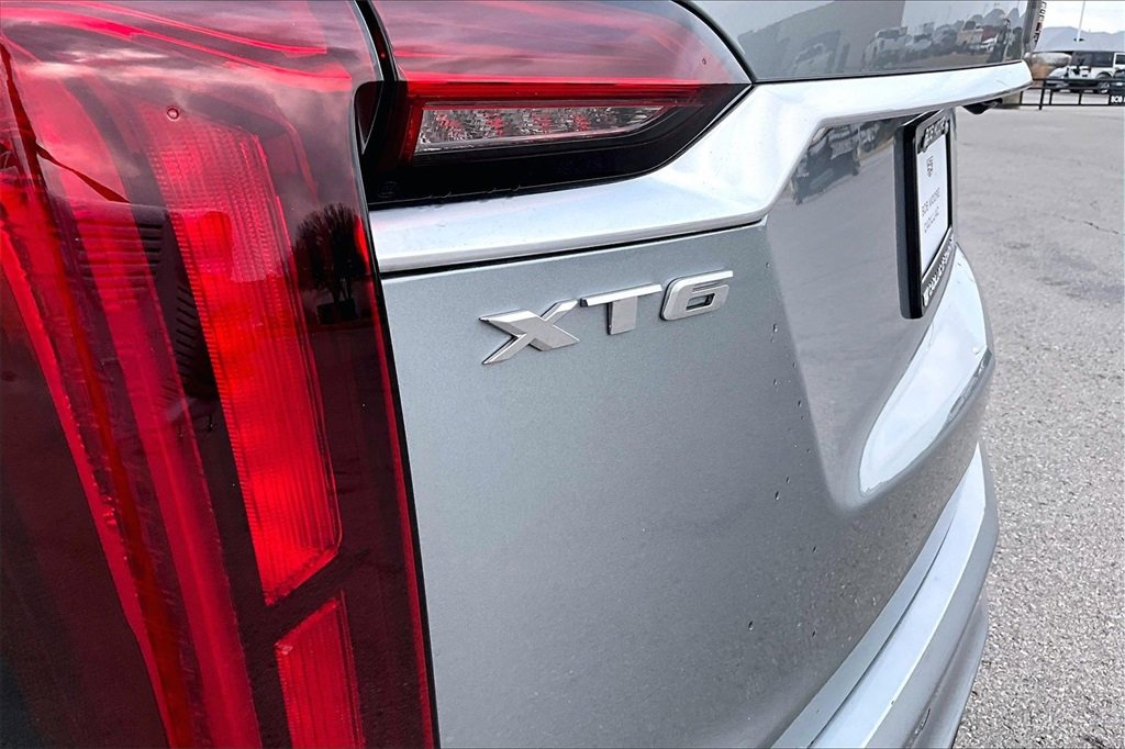 Certified 2025 Cadillac XT6 Premium Luxury image 32