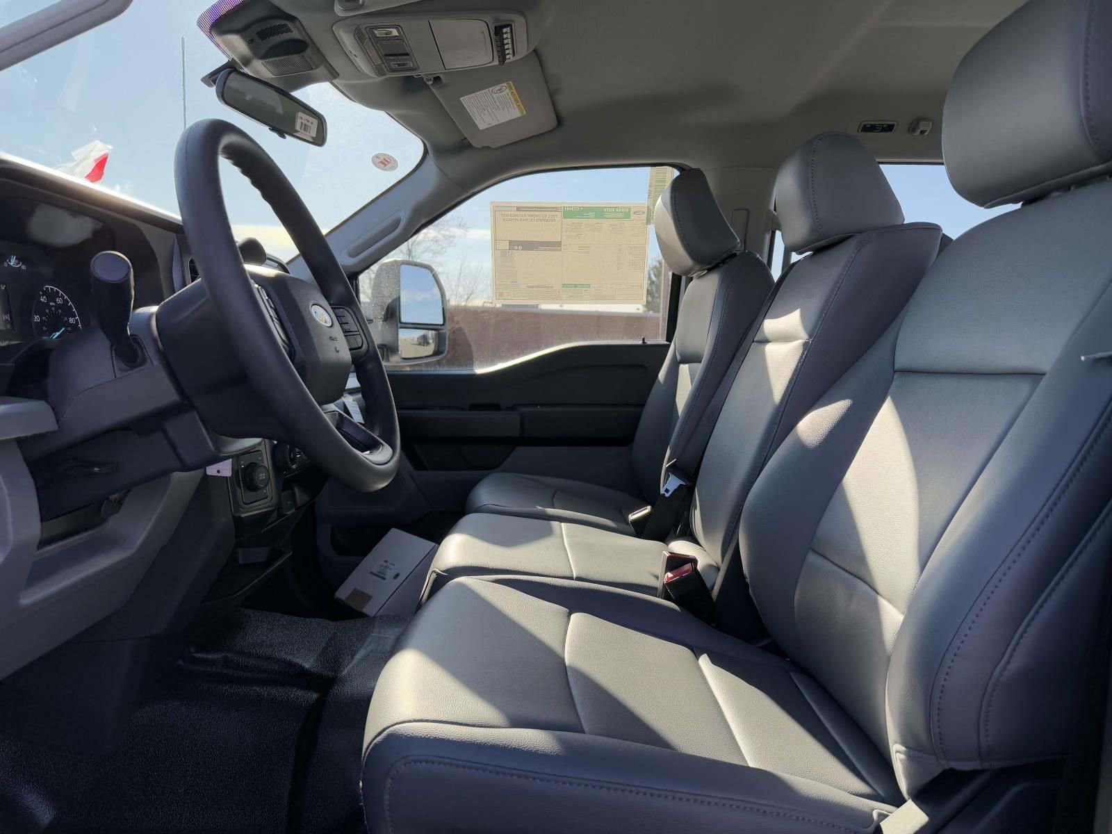 New 2025 Ford F550 4x4 Crew Cab Super Duty image 9