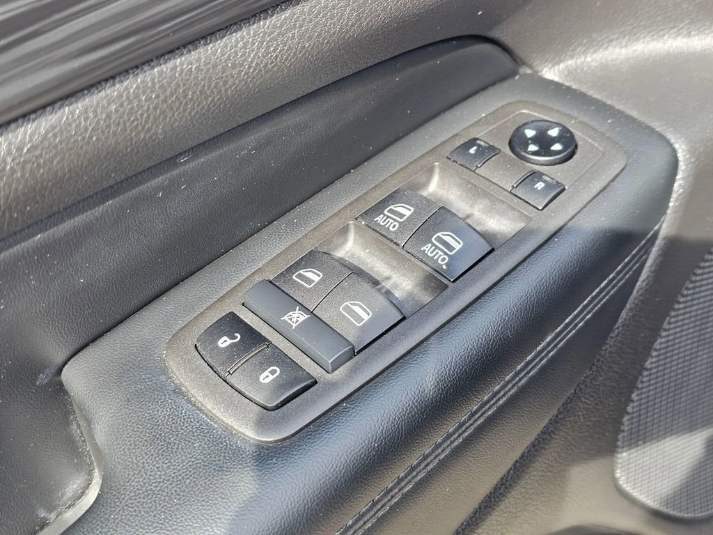 Used 2021 Jeep Grand Cherokee Laredo X AWD/4WD image 21