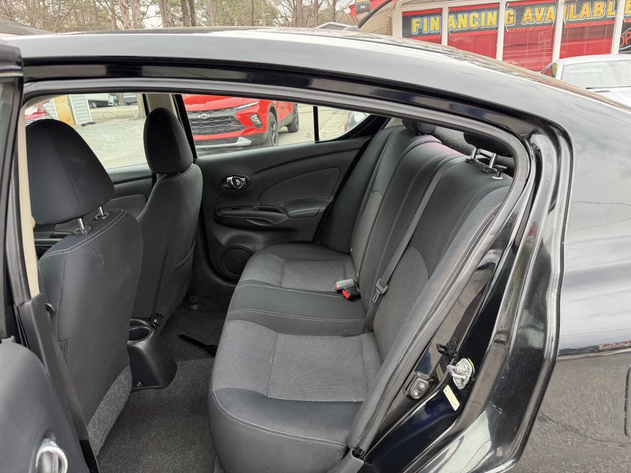Used 2014 Nissan Versa SV image 14
