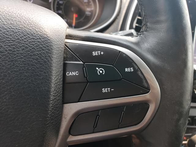 Used 2019 Jeep Cherokee Limited w/ Trailer Tow Group AWD/4WD image 28