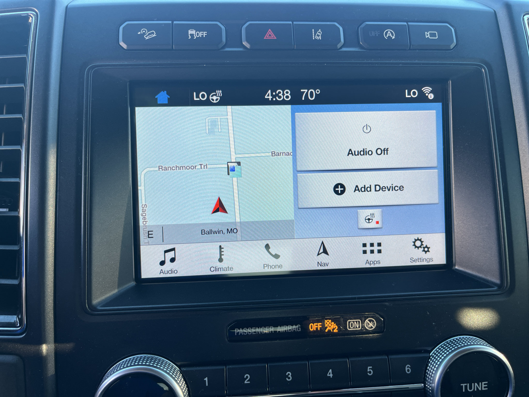 Used 2018 Ford Expedition Limited w/ Equipment Group 302A AWD/4WD image 18