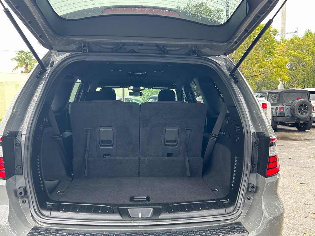 Used 2022 Dodge Durango SXT w/ Blacktop Package RWD image 38