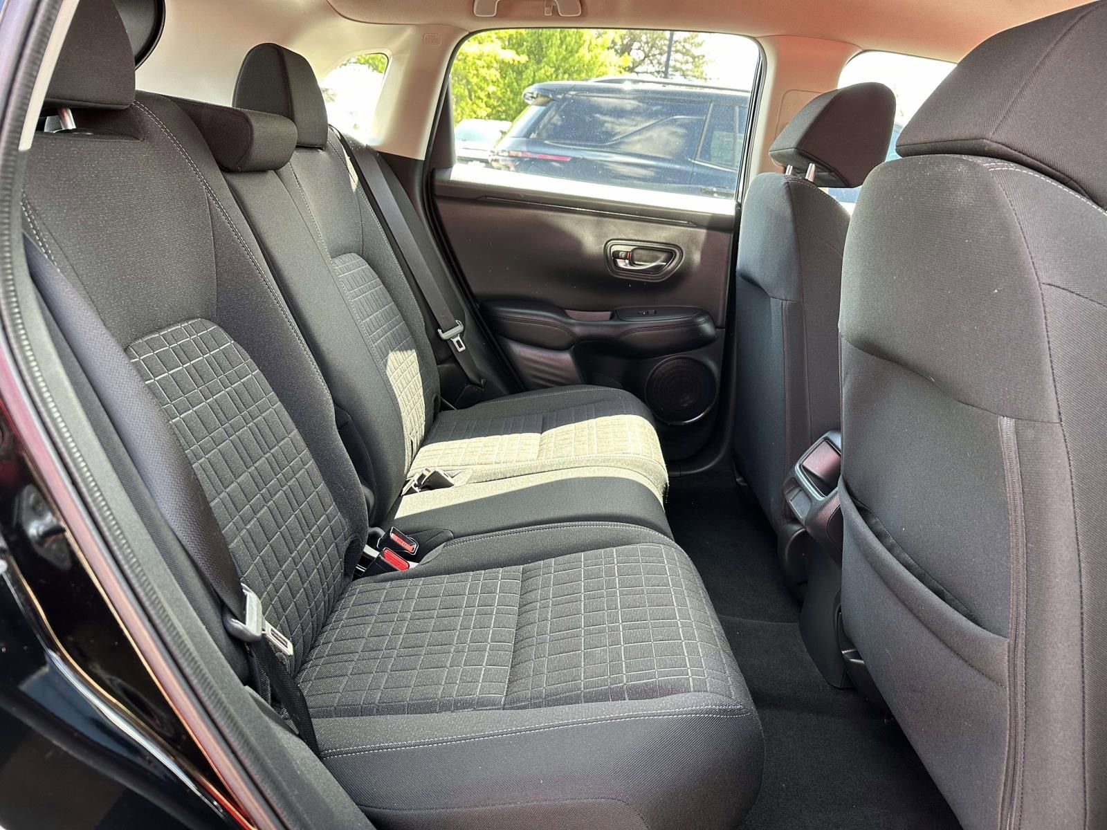 Used 2023 Honda HR-V LX image 25