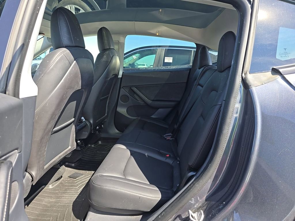 Used 2020 Tesla Model Y Long Range AWD/4WD image 4