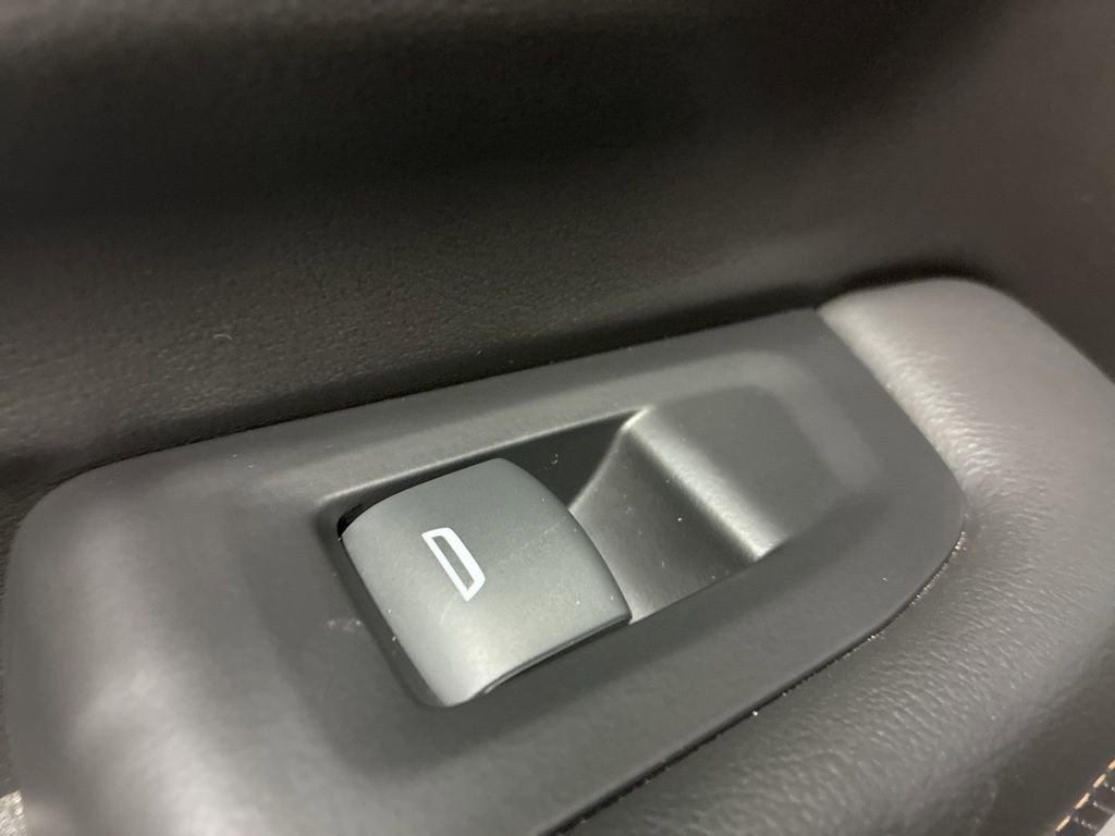 Used 2023 GMC Yukon AT4 image 42