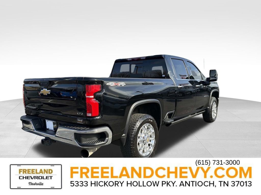 Used 2025 Chevrolet Silverado 2500 LTZ w/ LTZ Plus Package image 3