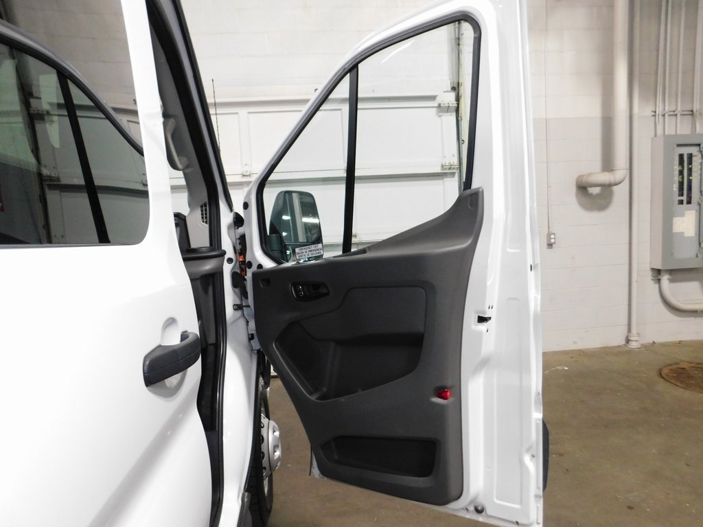 Used 2023 Ford Transit 350 XLT image 89