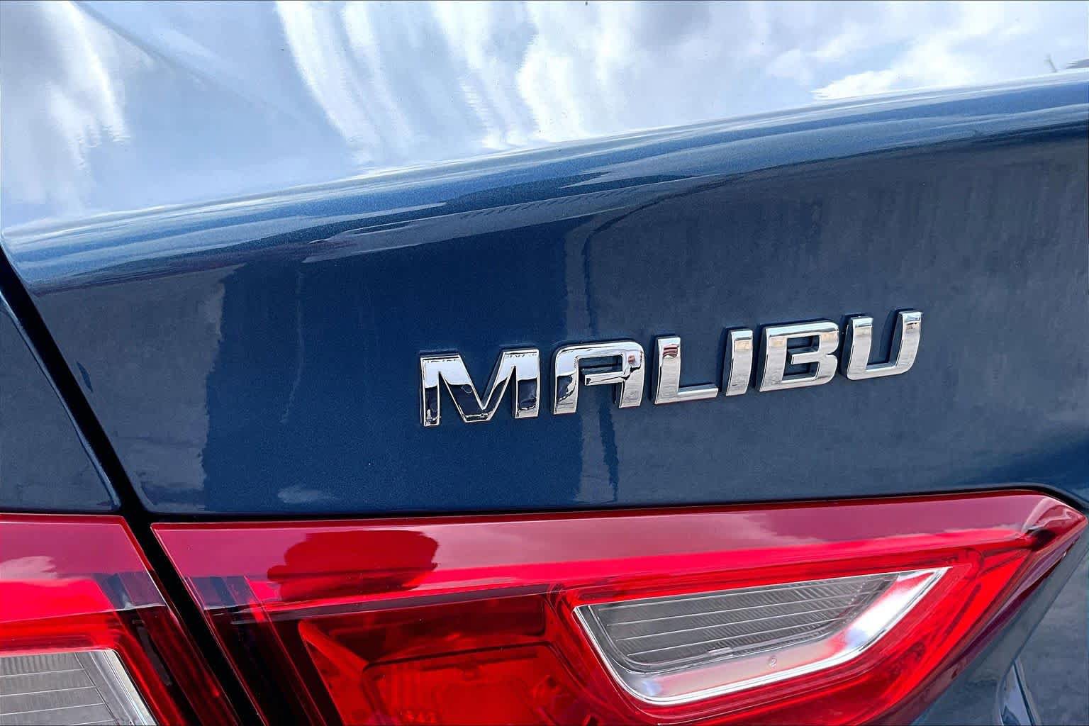 Used 2024 Chevrolet Malibu LT FWD image 12