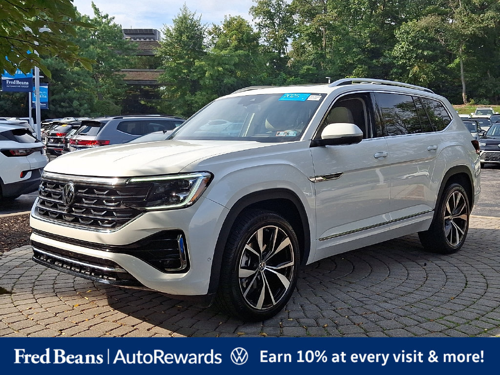 Certified 2026 Volkswagen Atlas SEL Premium R-Line AWD/4WD image 3