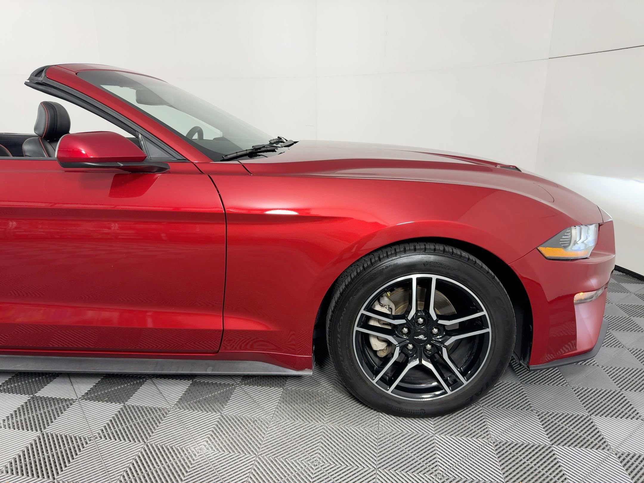 Used 2020 Ford Mustang Convertible w/ Equipment Group 101A image 12