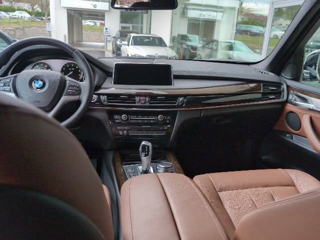 Used 2017 BMW X5 xDrive40e AWD/4WD image 23