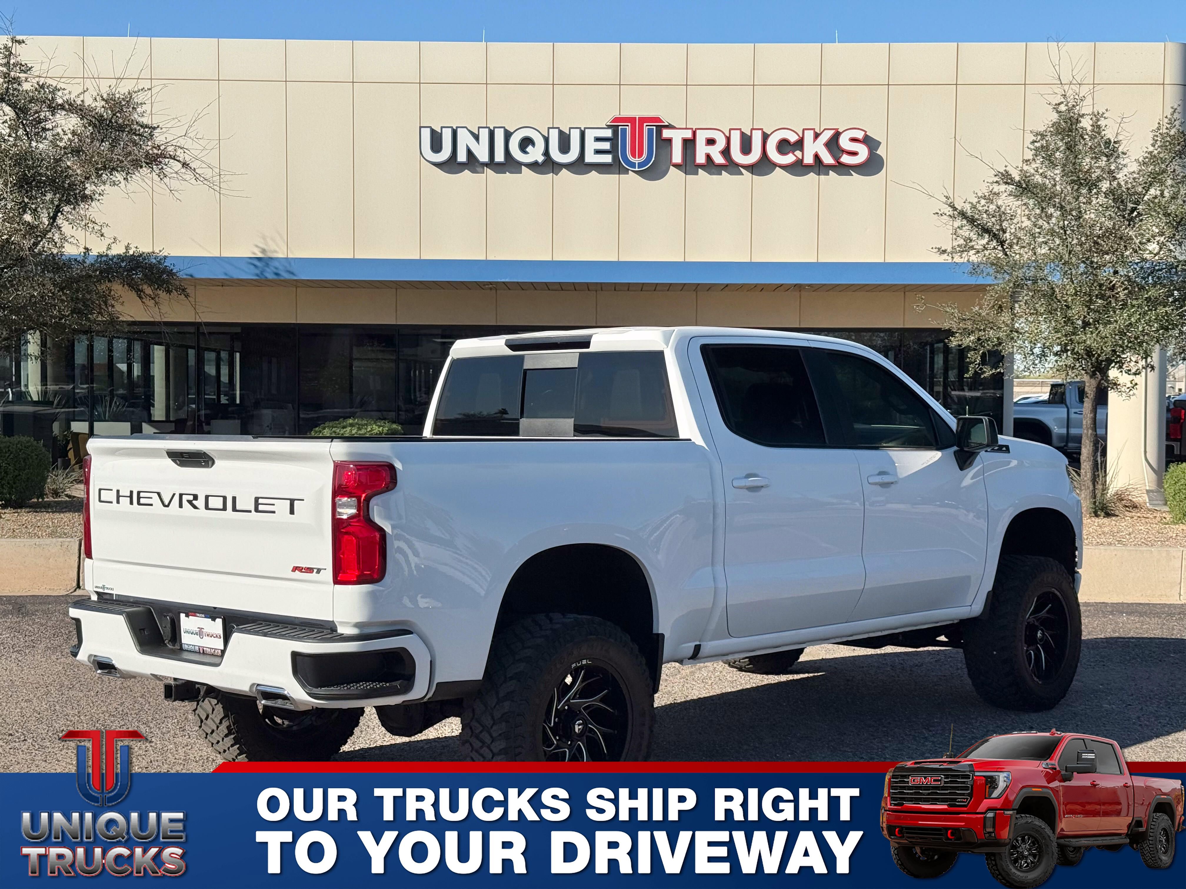 Used 2021 Chevrolet Silverado 1500 RST w/ Convenience Package II image 5
