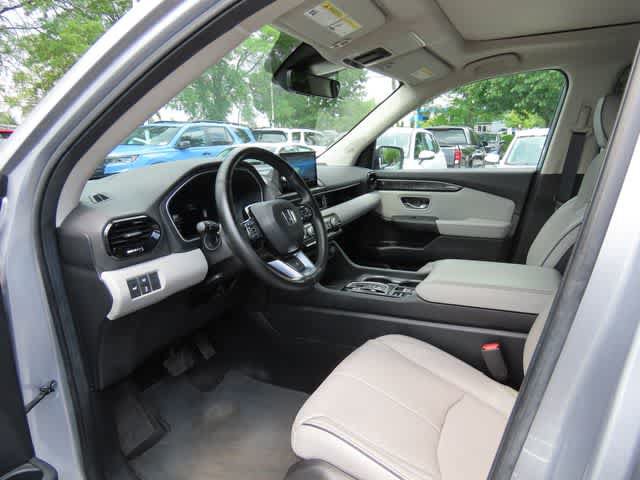 Certified 2023 Honda Pilot Elite image 2