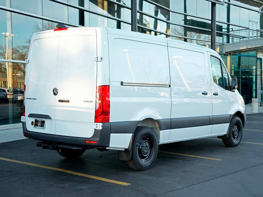 Used 2026 Mercedes-Benz Sprinter 2500 image 3