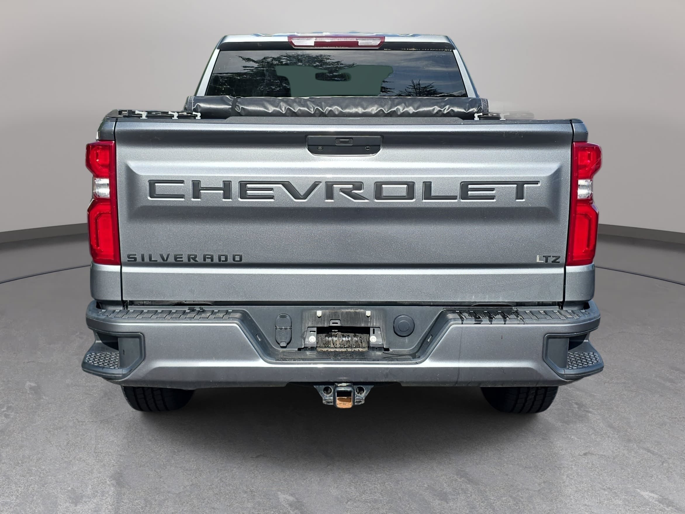Used 2022 Chevrolet Silverado 1500 Custom AWD/4WD image 6