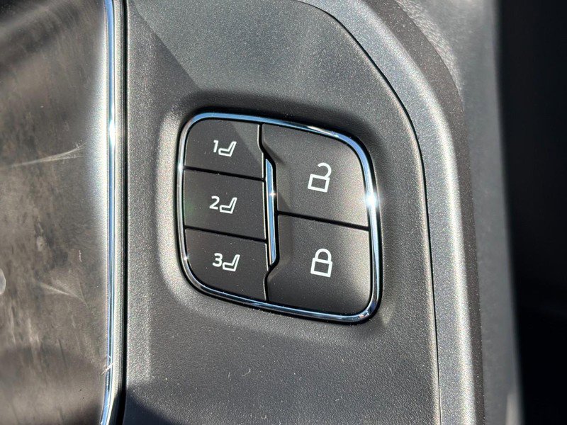 New 2026 Ford F350 Lariat image 22
