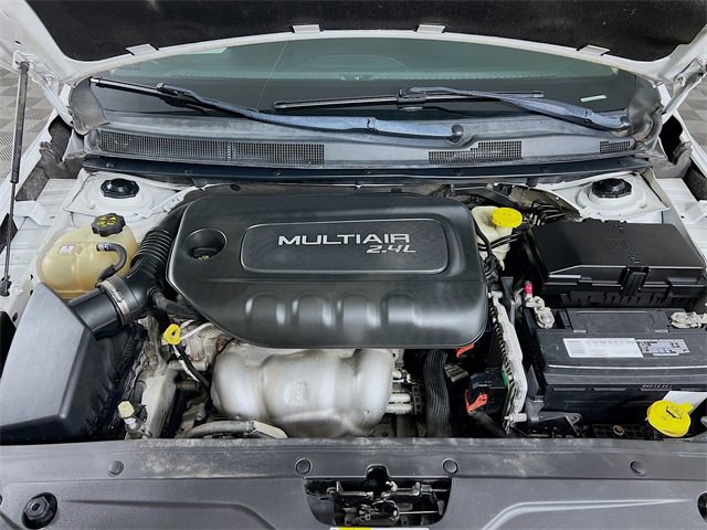 Used 2015 Chrysler 200 Limited image 24