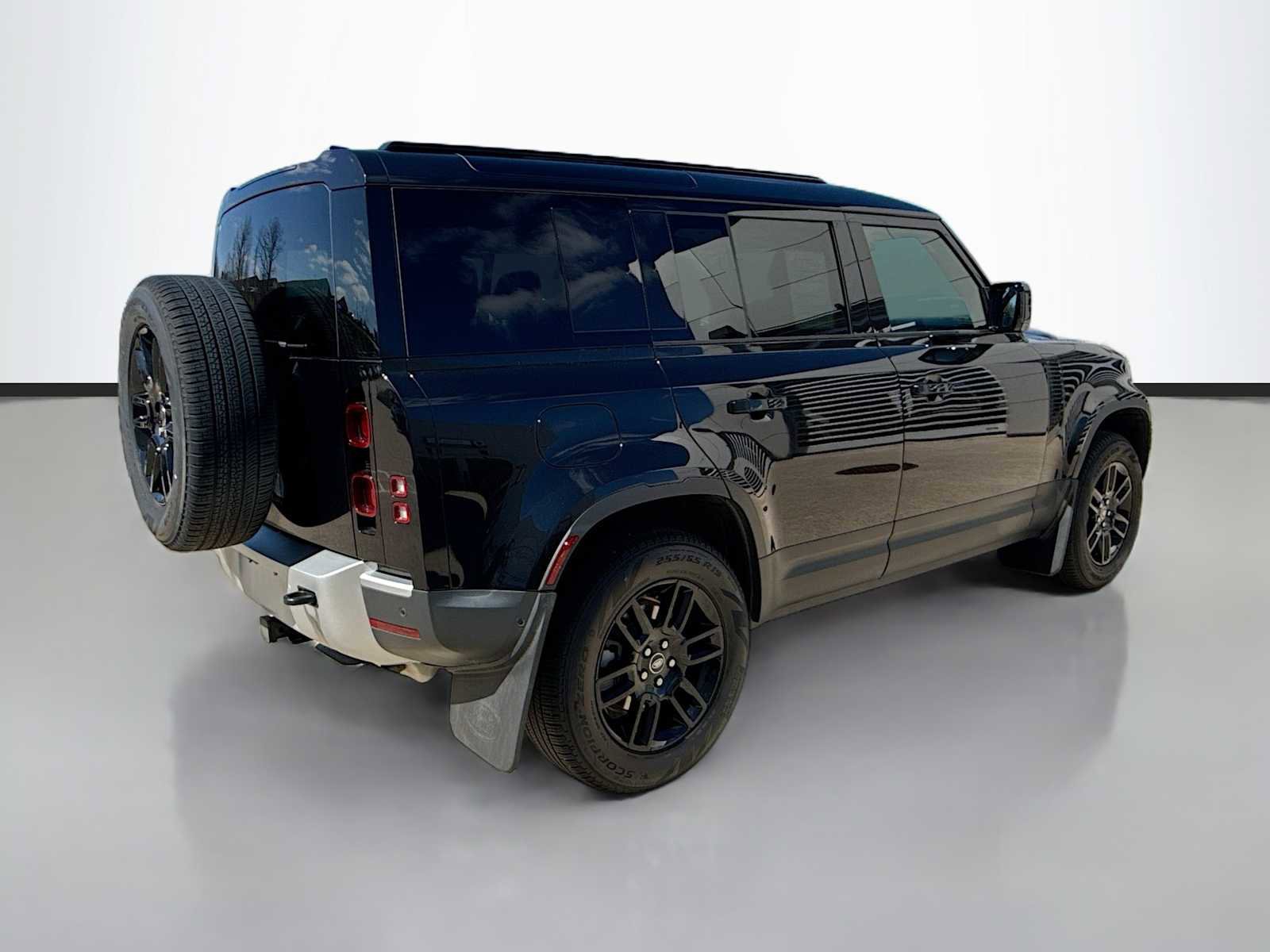 Certified 2025 Land Rover Defender 110 S image 3