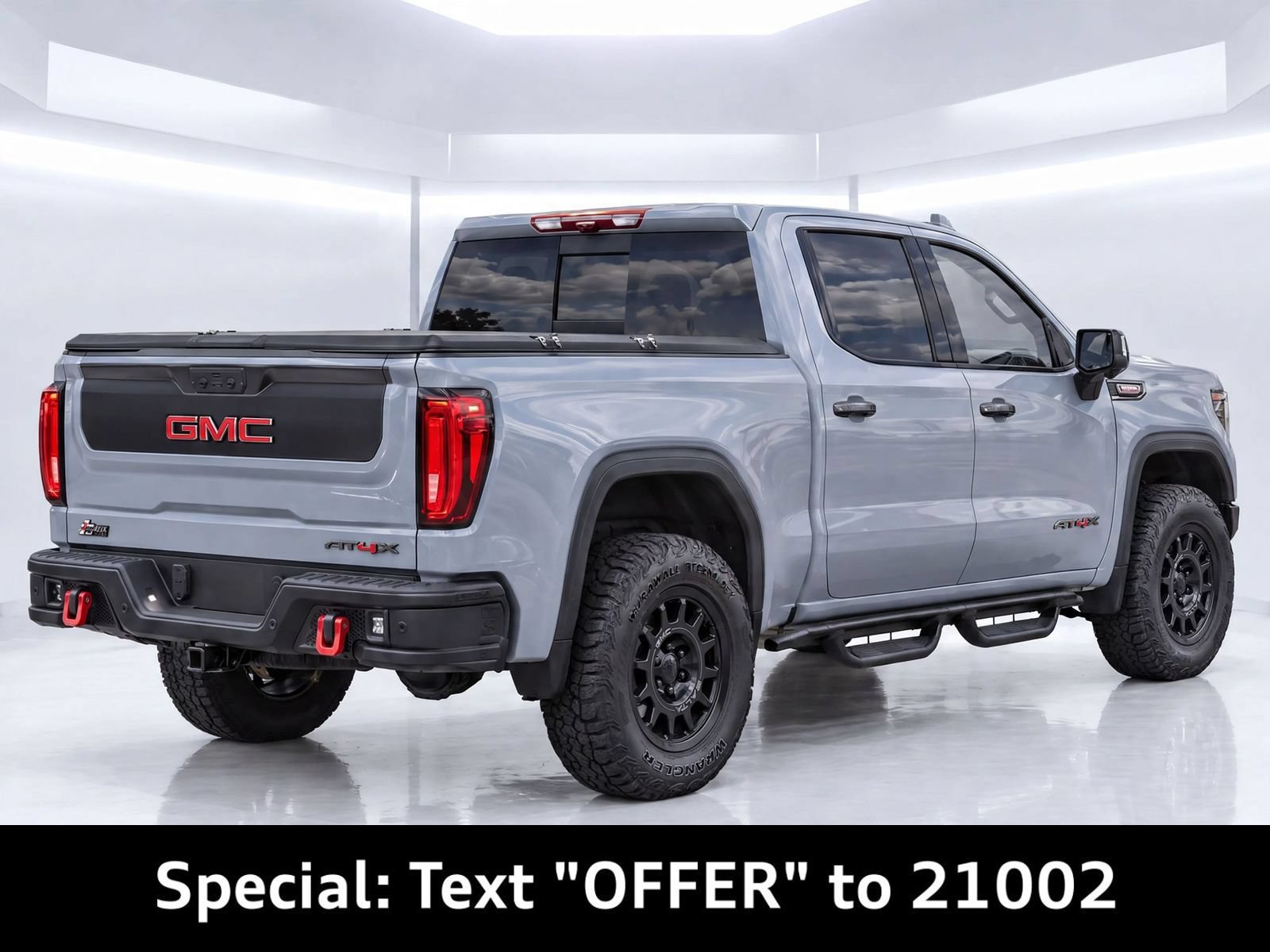 Used 2024 GMC Sierra 1500 AT4X w/ AT4X AEV Edition AWD/4WD image 8