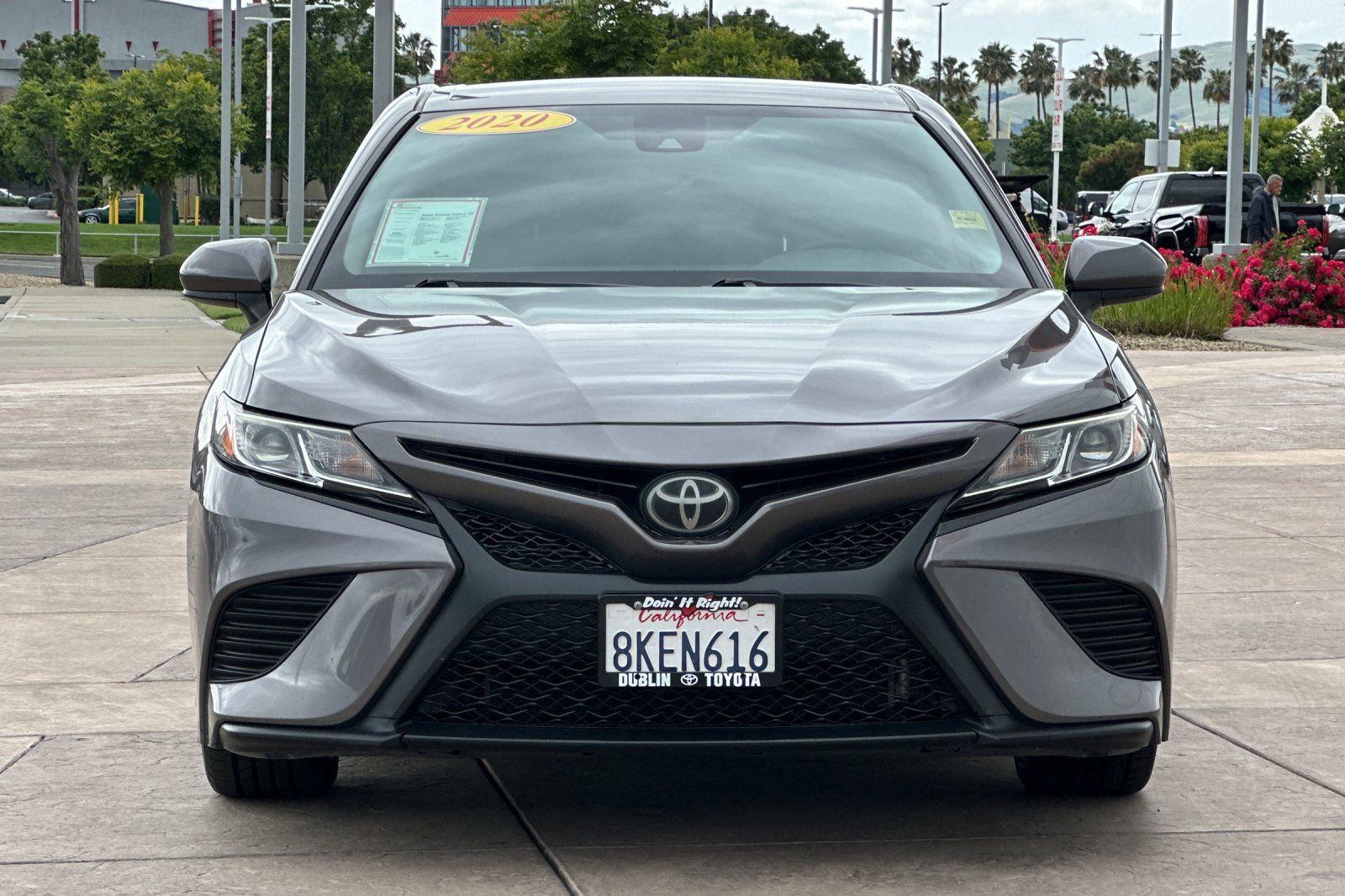 Certified 2020 Toyota Camry SE w/ Carpet Mat Package FWD image 11