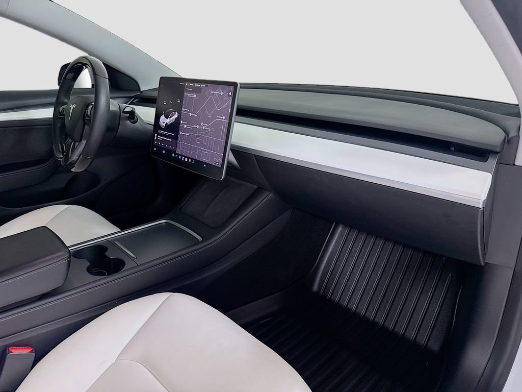 Used 2021 Tesla Model 3 Standard Range Plus RWD image 27