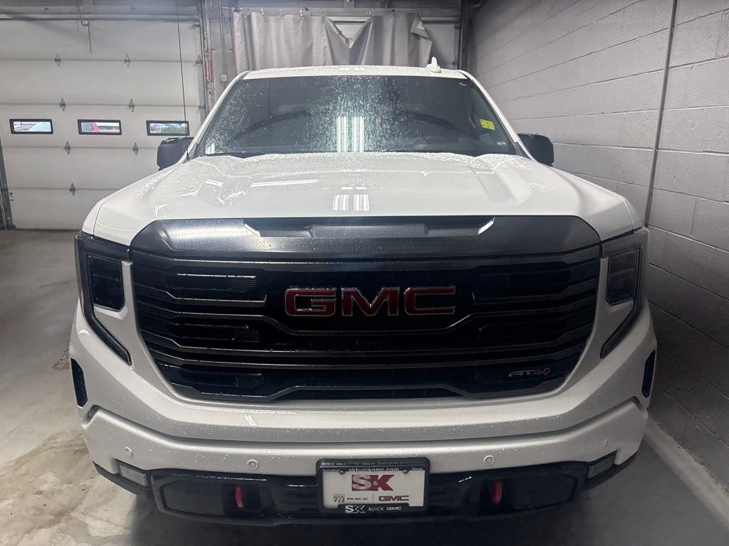 Used 2024 GMC Sierra 1500 AT4 w/ Technology Package AWD/4WD image 6