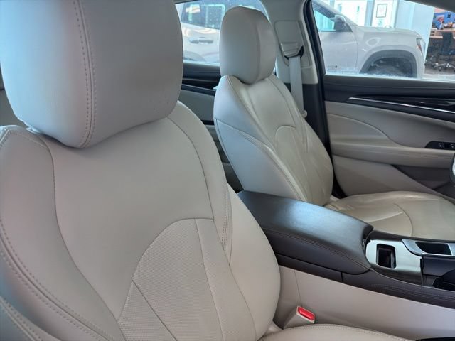 Used 2017 Buick LaCrosse Premium w/ Driver Confidence Package #2 FWD image 27