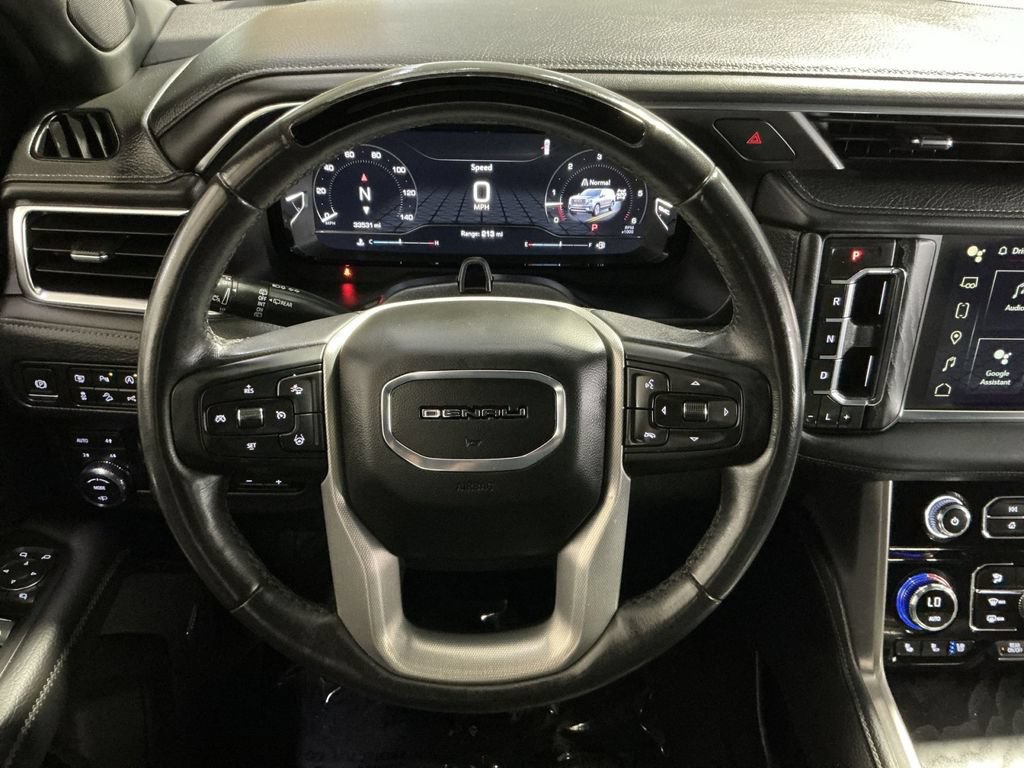 Used 2024 GMC Yukon XL Denali w/ Denali Reserve Package AWD/4WD image 17